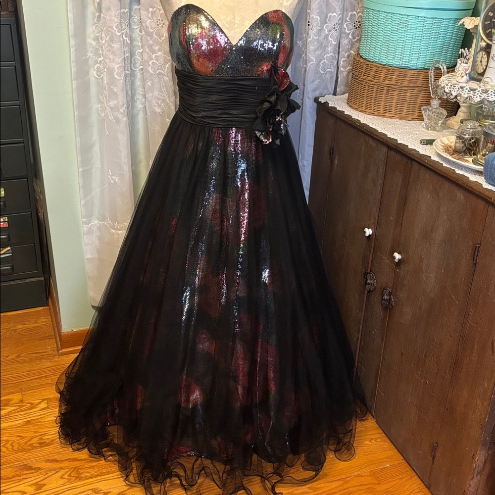 Jovani Strapless Black Irridescent Ball Gown Sz 14
